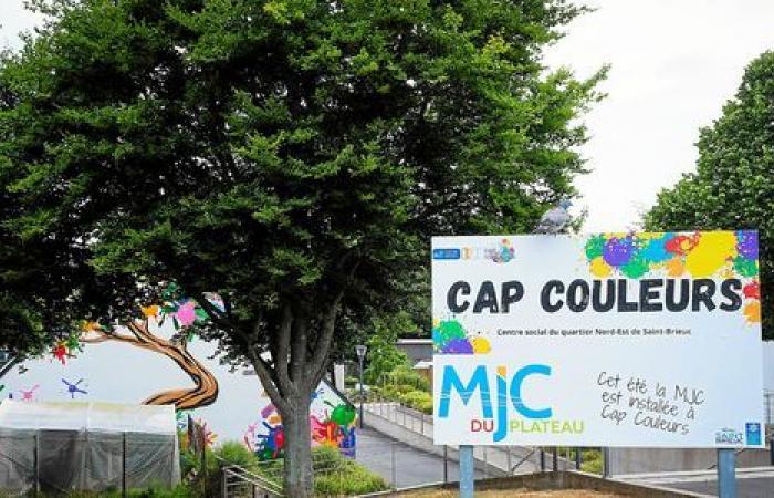 A Saint-Brieuc, i funzionari eletti convalidano la riabilitazione del centro sociale Cap Couleurs