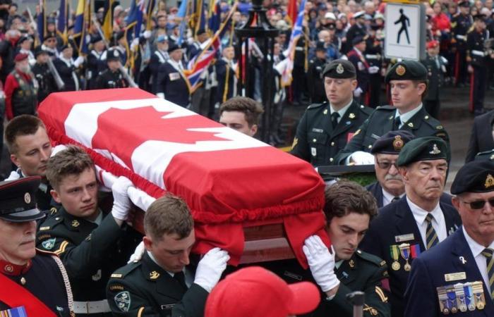 Terranova e Labrador seppelliscono il Milite Ignoto nel Giorno della Memoria