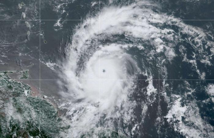 L’uragano Beryl, “estremamente pericoloso” con venti a 200 km/h, minaccia i Caraibi