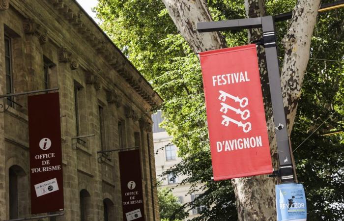 Jeanne Balibar, Corinne Masiero, Joey Starr per “una notte popolare” contro l’estrema destra al festival di Avignone: cosa c’è in programma