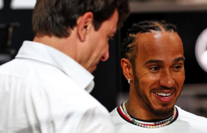 Hamilton presto vincerà ancora con la Mercedes? Il suo capo gli fa una promessa