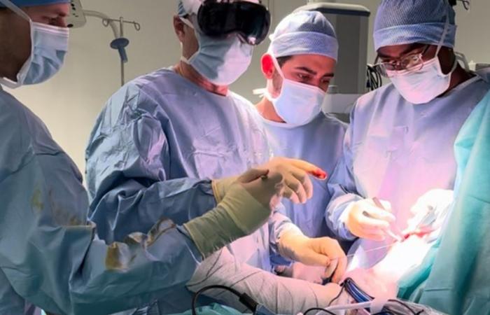 Ospedale Avicenne AP-HP: realtà mista e intelligenza artificiale al servizio della chirurgia ortopedica