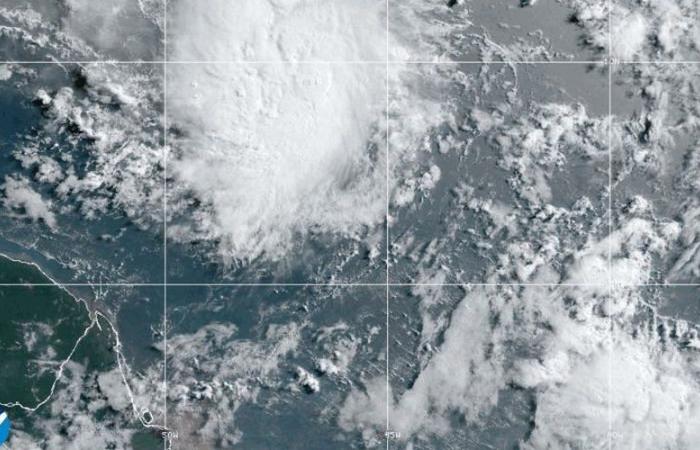 “Potenzialmente catastrofico”, l’uragano Beryl, classificato di categoria 5, minaccia i Caraibi
