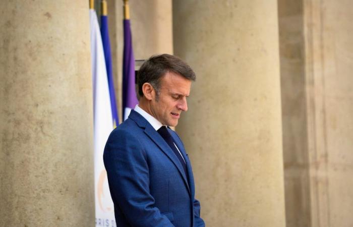 Sotto la presidenza di Emmanuel Macron, crisi ripetute