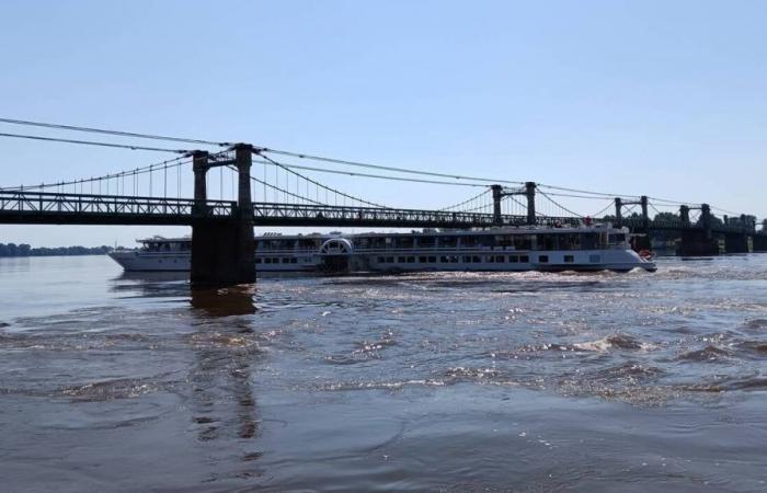 Dopo la collisione con la Loire Princesse, il ponte di Ingrandes ha subito solo “due graffi”
