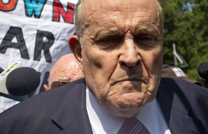 Rudy Giuliani viene radiato dall’albo degli avvocati di New York