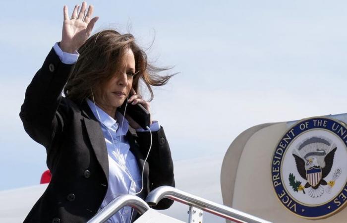 Perché
      Kamala
      Harris
      si
      rifiuta
      di
      usare
      le
      cuffie
      Bluetooth