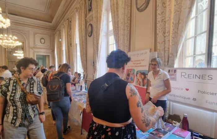 Metz.
      “Organizzare
      una
      fiera
      del
      libro
      LGBT
      significa
      essere
      in
      un
      posto
      sicuro”