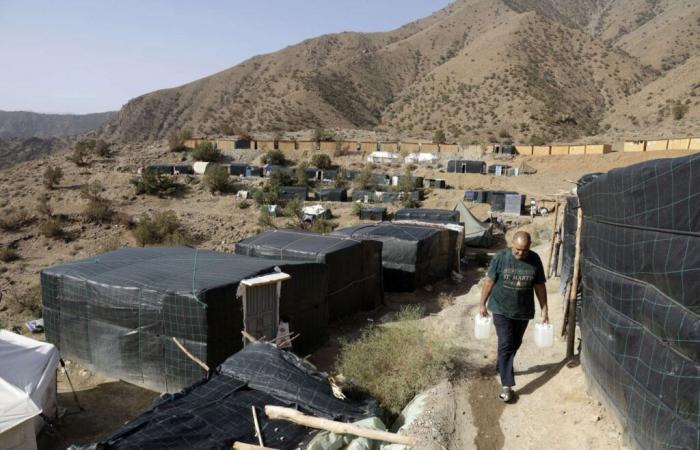 In
      Marocco,
      a
      un
      anno
      dal
      terremoto,
      le
      vittime
      ancora
      nelle
      tende