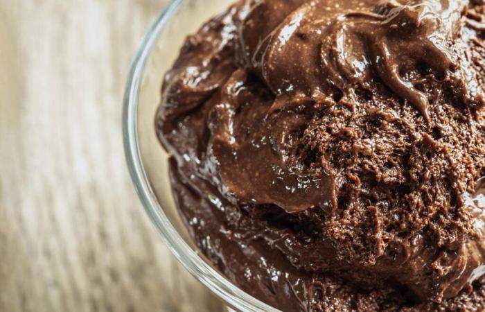 Christophe
      Michalak
      condivide
      la
      sua
      ricetta
      della
      mousse
      al
      cioccolato