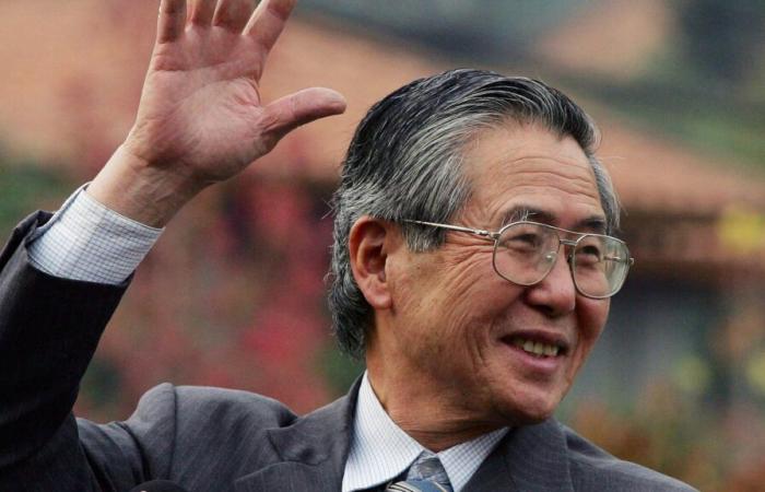 Alberto
      Fujimori:
      l'ex
      presidente
      divisivo
      del
      Perù
      muore
      all'età
      di
      86
      anni