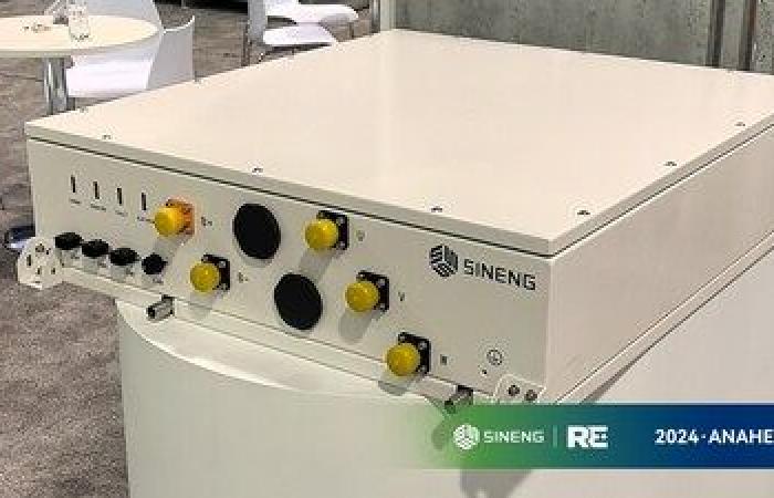 Sineng
      Electric
      ha
      lanciato
      la
      nuova
      generazione
      di
      String
      PCS
      da
      400
      kW
      al
      RE+
      2024
      –
      Il
      mio
      blog