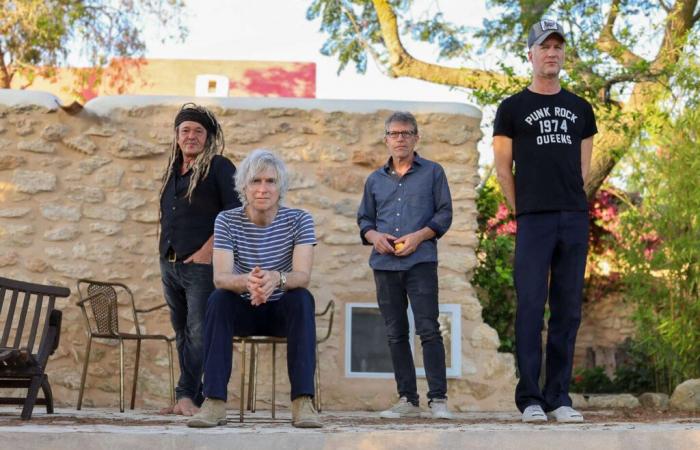 Nada
      Surf,
      trent'anni
      di
      rock
      sulla
      cresta
      dell'onda