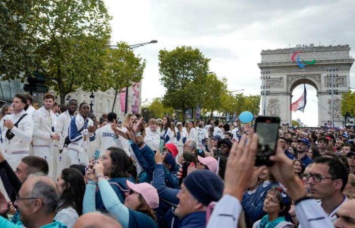 La
      sfilata
      degli
      atleti,
      la
      “ciliegina
      sulla
      torta”
      delle
      Olimpiadi
      di
      Parigi