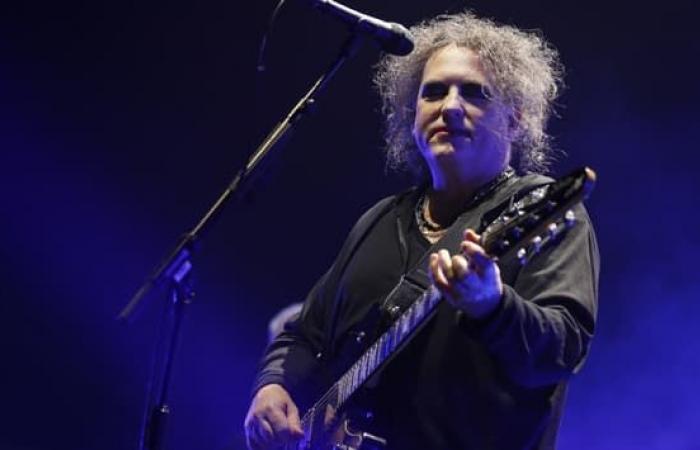 The
      Cure
      annunciano
      un
      nuovo
      album,
      il
      primo
      in
      16
      anni