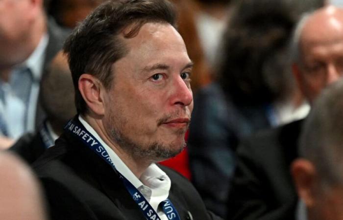 Elon
      Musk
      definisce
      il
      governo
      australiano
      “fascista”
      per
      il
      disegno
      di
      legge