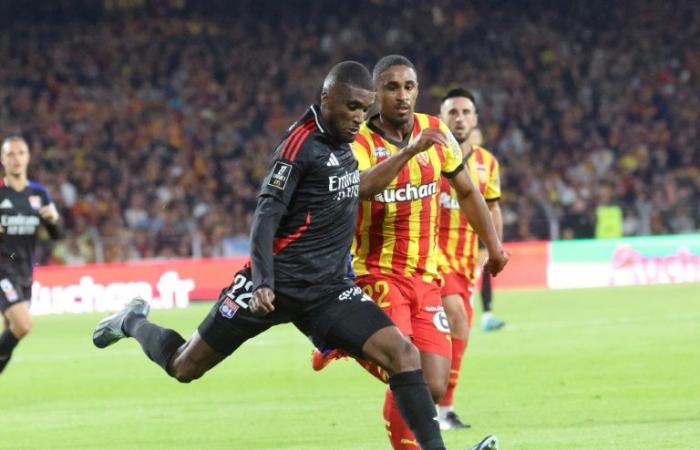 Lens
      e
      Lione
      si
      neutralizzano,
      Reims
      offre
      Nantes