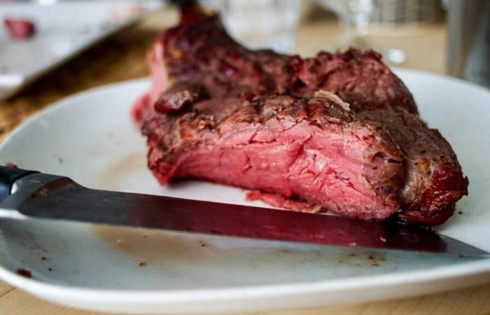 La
      carne
      rossa
      è
      pericolosa
      per
      la
      salute?