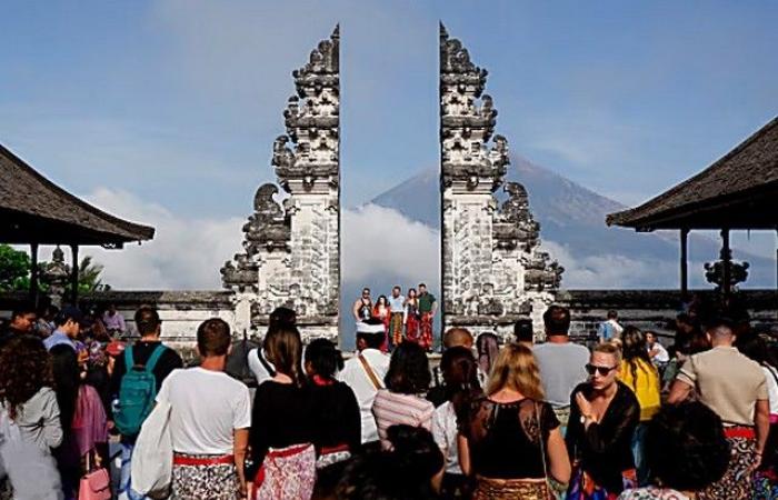 Troppi
      turisti
      a
      Bali,
      il
      governo
      vuole
      una
      pausa
      –
      .