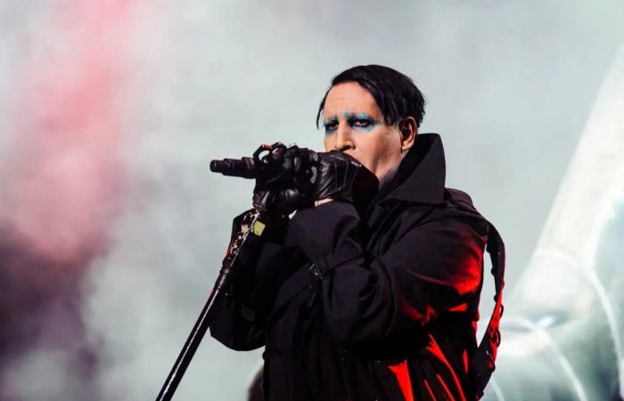 Guarda
      il
      concerto
      completo
      di
      Marilyn
      Manson
      a
      Durant,
      Oklahoma