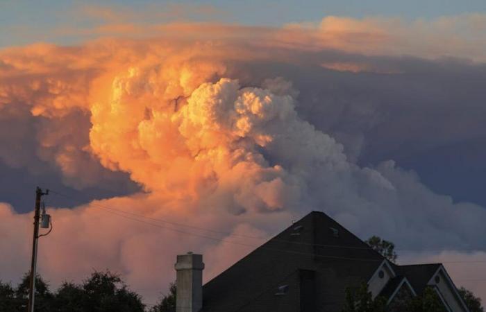 Come gli incendi boschivi creano il loro clima e nuovi tipi di nuvole