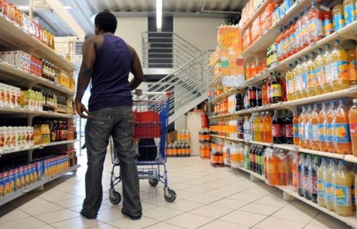 Perché i prezzi dei prodotti alimentari sono più cari del 40% rispetto alla Francia continentale?