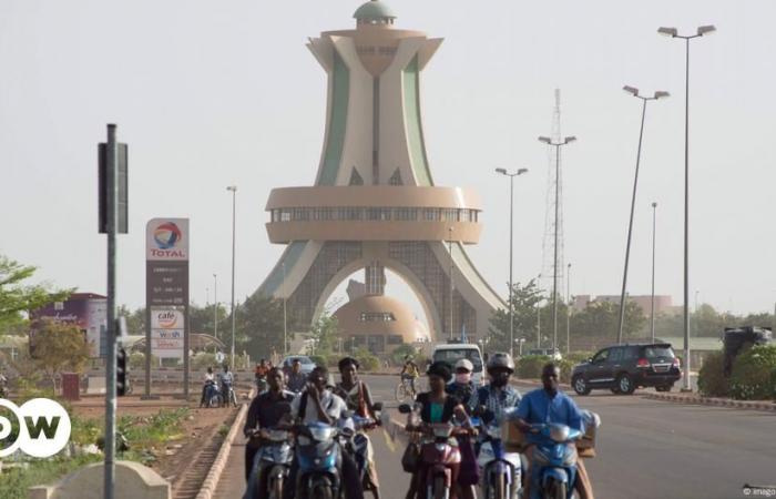 Psicosi latente a Ouagadougou dopo gli attacchi di Bamako – DW – 20/09/2024