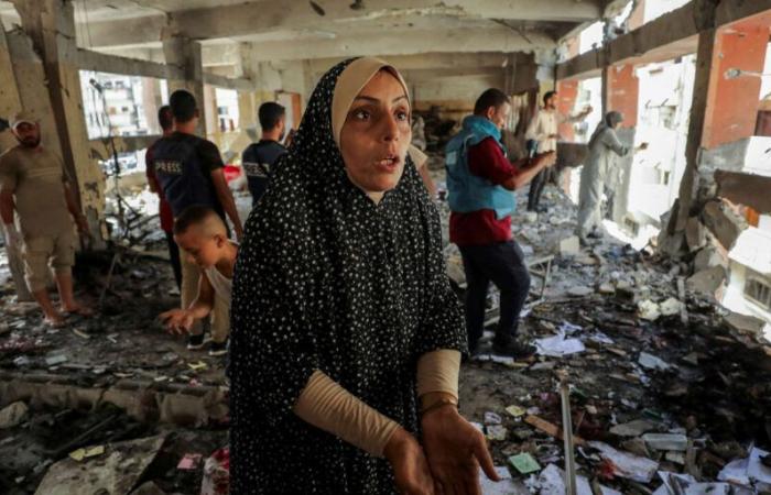 Attacco israeliano a una scuola nella Striscia di Gaza settentrionale: sette morti, tra cui un funzionario del governo di Hamas