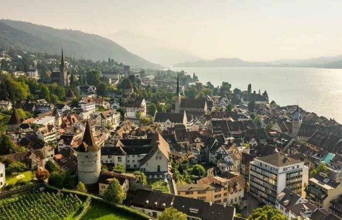 Come vivere nella “Svizzera da Arbon a Zugo”?