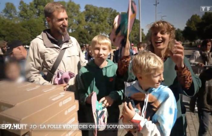 I souvenir olimpici vengono venduti a prezzi stracciati e gli internauti non credono ai loro occhi