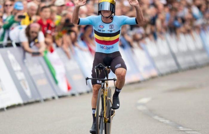 Remco Evenepoel conserva il titolo, lo svizzero è lontano dal traguardo