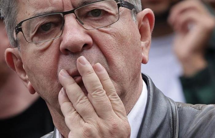 Mélenchon interrogato martedì dalla polizia nell’ambito di un’indagine per “insulto”