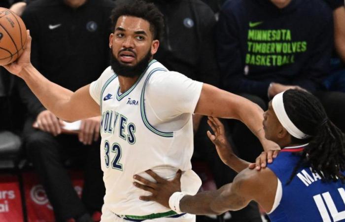 Towns si dirige a New York, Randle e DiVincenzo sbarcano in Minnesota