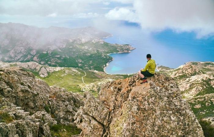 38 foto che dimostrano che la Corsica è l’isola più brutta del mondo