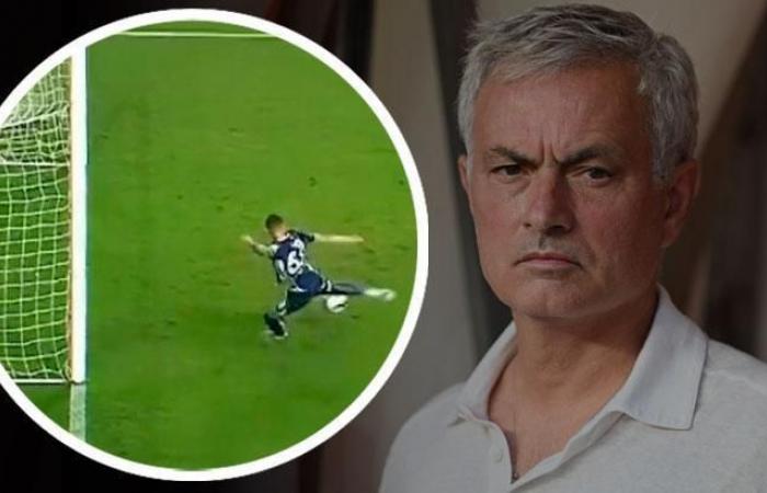 Sebastian Szymanski al Fenerbahçe ha sprecato un’occasione incredibile! Jose Mourinho si è opposto all’arbitro – Fenerbahçe