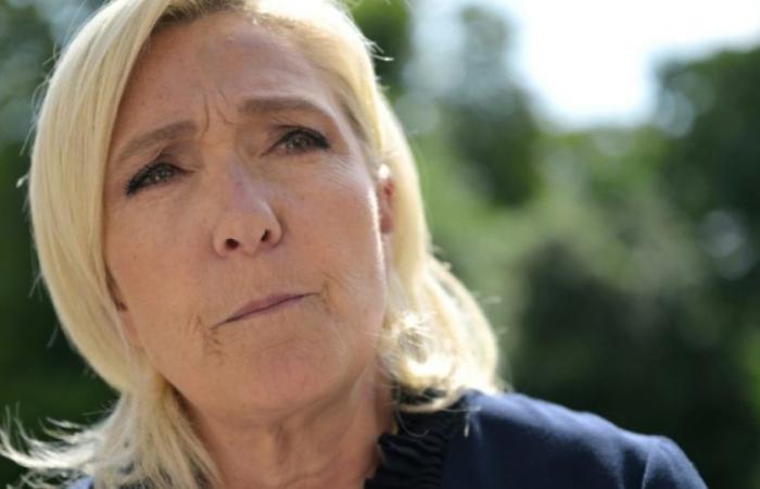 si apre a Parigi il processo contro Marine Le Pen, il RN e 24 persone: Notizie