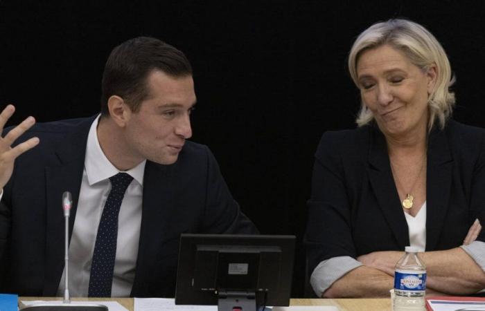 Il processo che potrebbe costare a Marine Le Pen le elezioni presidenziali