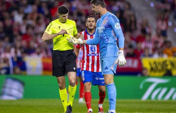 Calcio: Derby di Madrid: pareggio e lancio dei proiettili