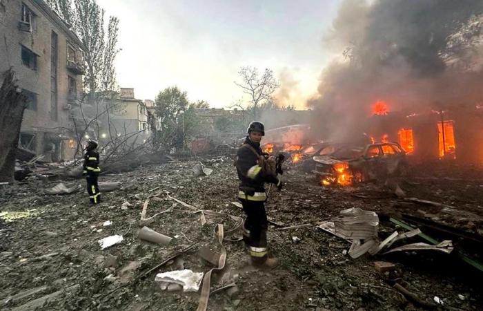 almeno 13 feriti negli attacchi russi su Zaporizhia