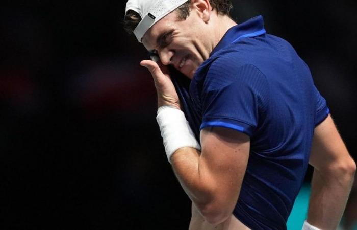 Jack Draper si ritira infortunato nello scontro dei quarti di finale del Japan Open con Ugo Humbert