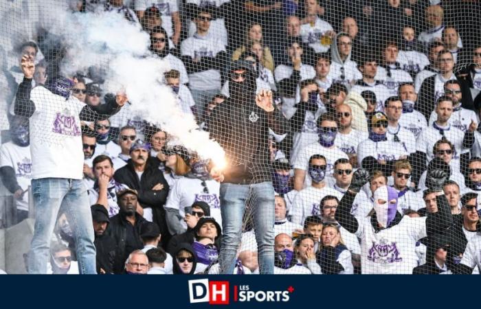 La partita Anversa-Beerschot si è interrotta definitivamente dopo che i tifosi scontenti hanno lanciato fumogeni