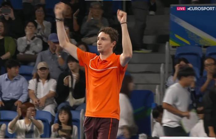 Ugo Humbert continua il disastro francese a Tokyo