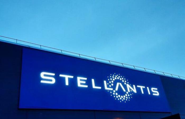 Stellantis rivede al ribasso i propri obiettivi finanziari