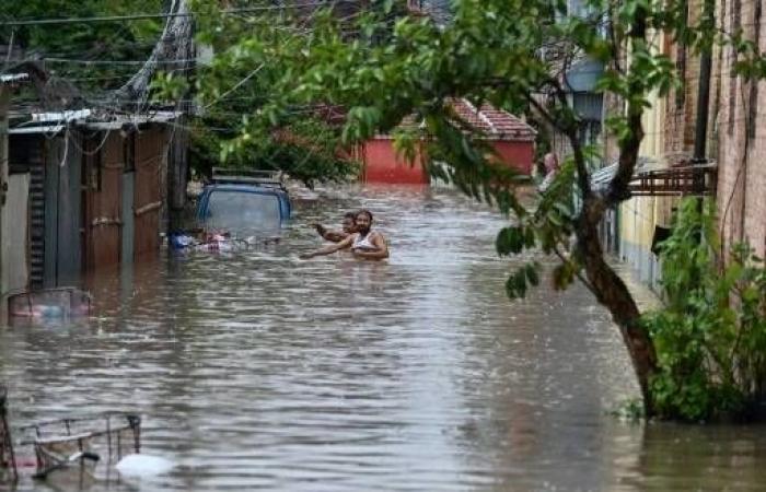 Si aggrava il bilancio delle vittime delle inondazioni in Nepal, registrati almeno 192 morti