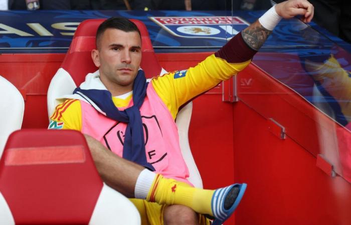 “Nessuno mi aveva avvertito”… A Lione, Anthony Lopes non digerisce il suo downgrade