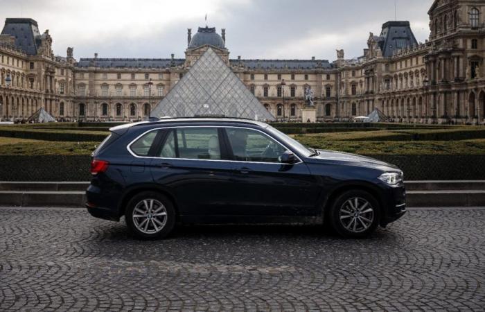 martedì è entrata in vigore la triplicazione della tariffa di parcheggio per i SUV