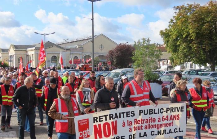 400 persone in strada a Dieppe