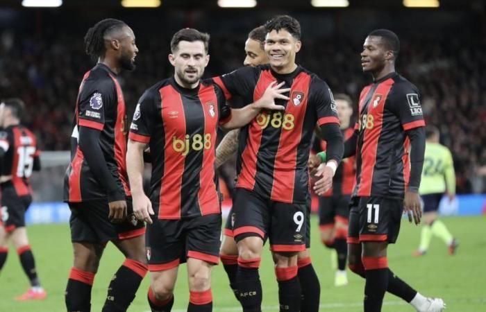 Evanilson segna il primo gol nella vittoria per 3-1 del Bournemouth sul Southampton ad Aribo