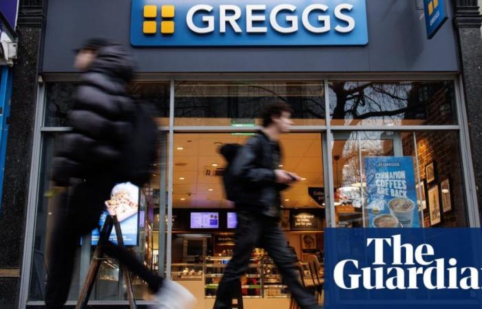 Greggs afferma di non avere in programma ulteriori aumenti di prezzo dato il rallentamento delle vendite