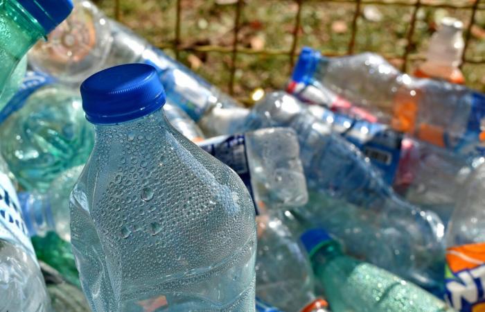 La Métropole de Lyon lancia un piano “plastica zero”.